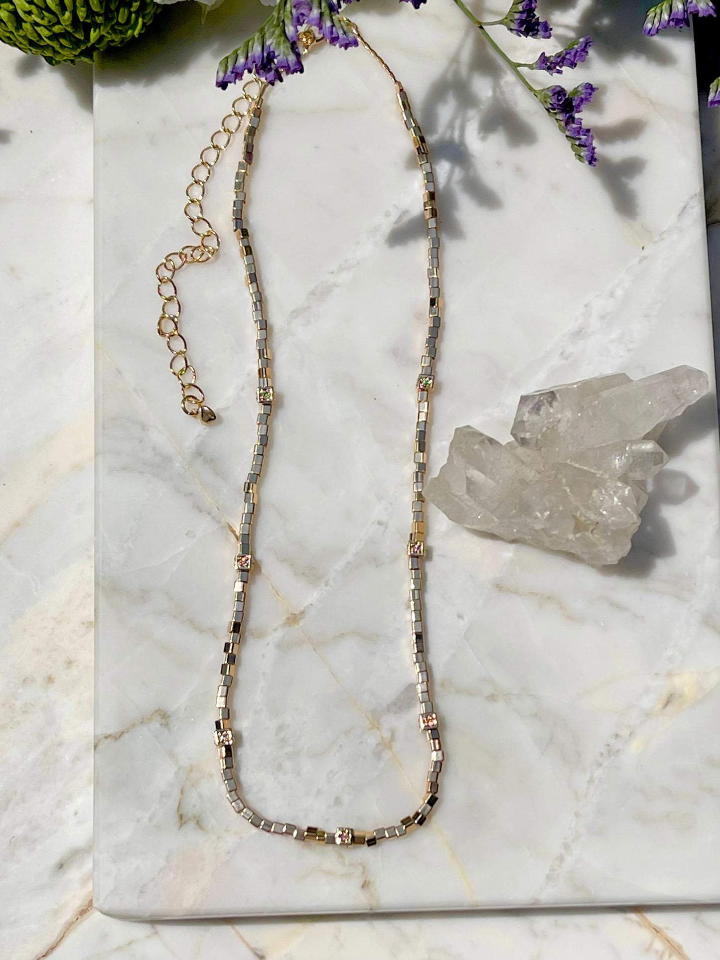 Golden straws necklace