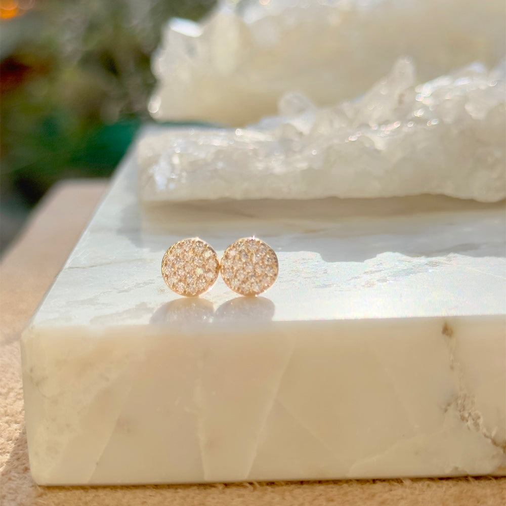 Round stud earrings