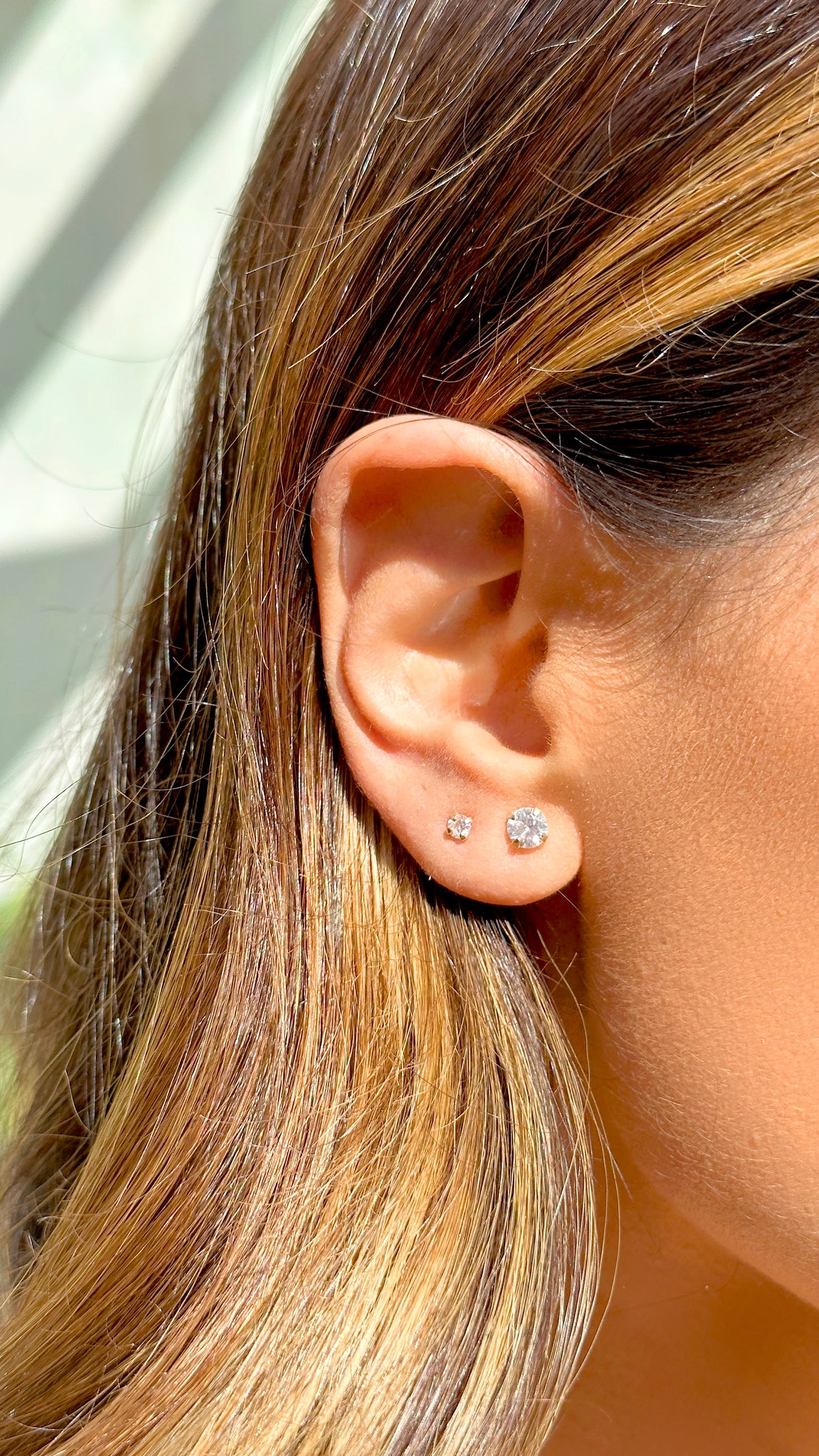 Solitaire earrings in 18k gold plating 3MM, 5MM, 7MM