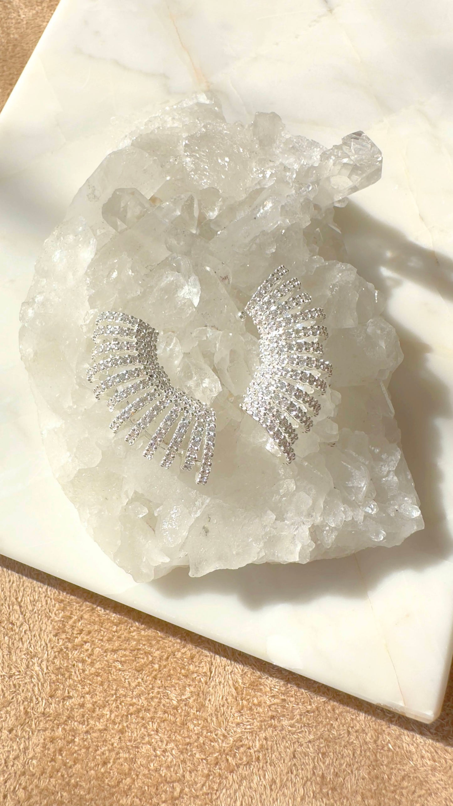 Glamorous Waves in silver