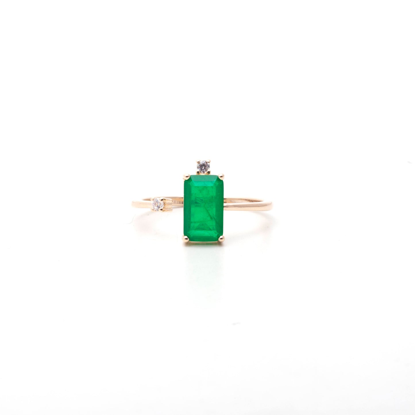 18K gold plated rectangular ring with emerald fusion