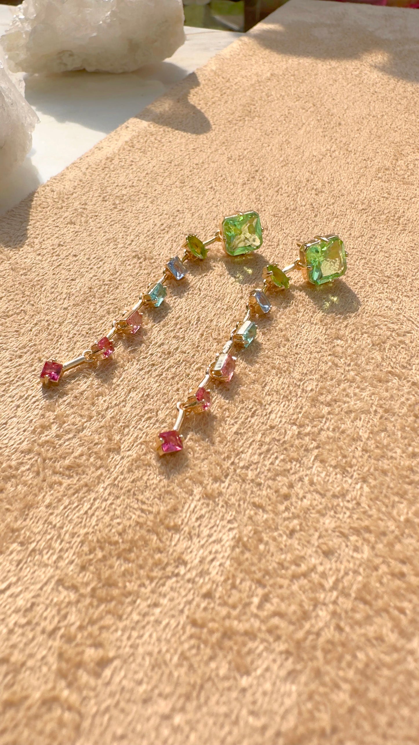 18K gold plated green amethyst crystal earring with colorful crystals pendant