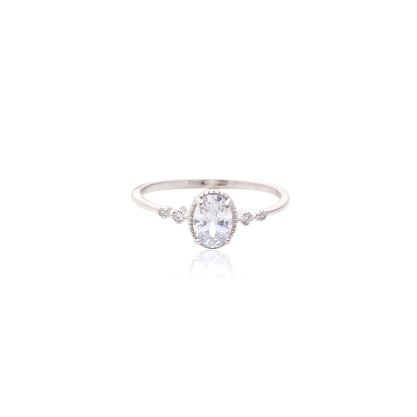 White Zirconia Oval Ring