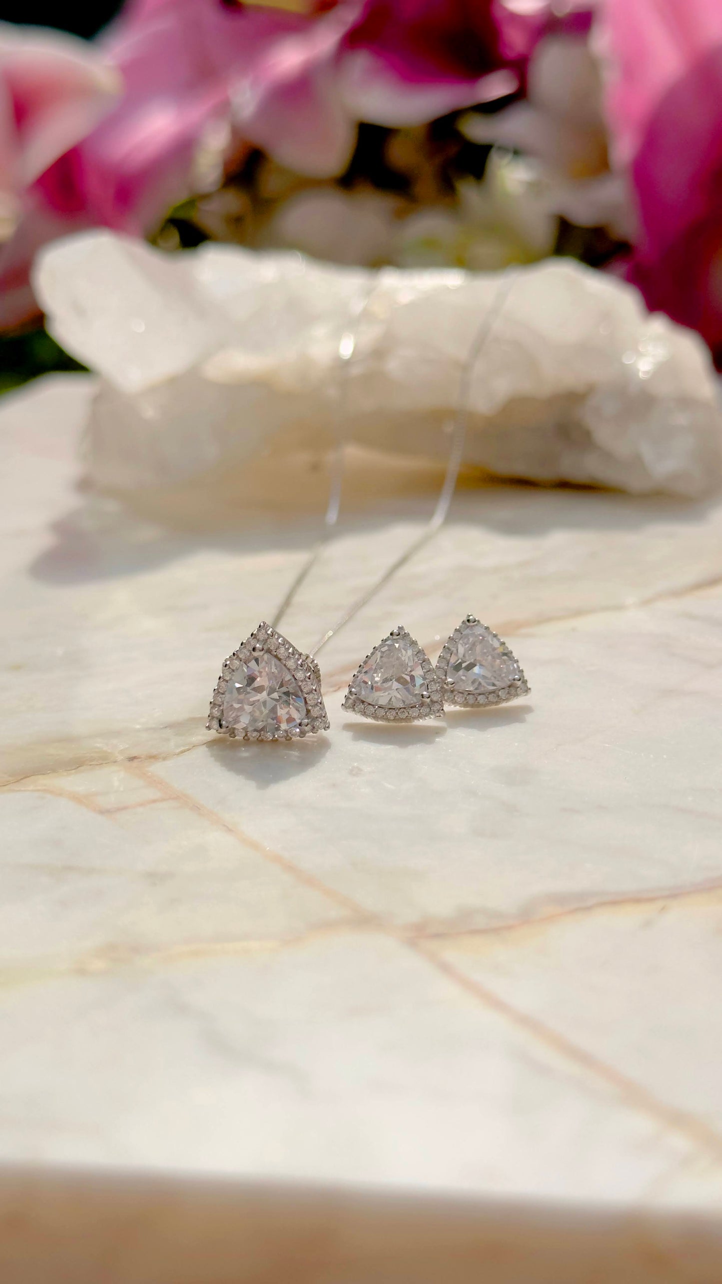 Zirconia Triangle Set in 925 Sterling Silver