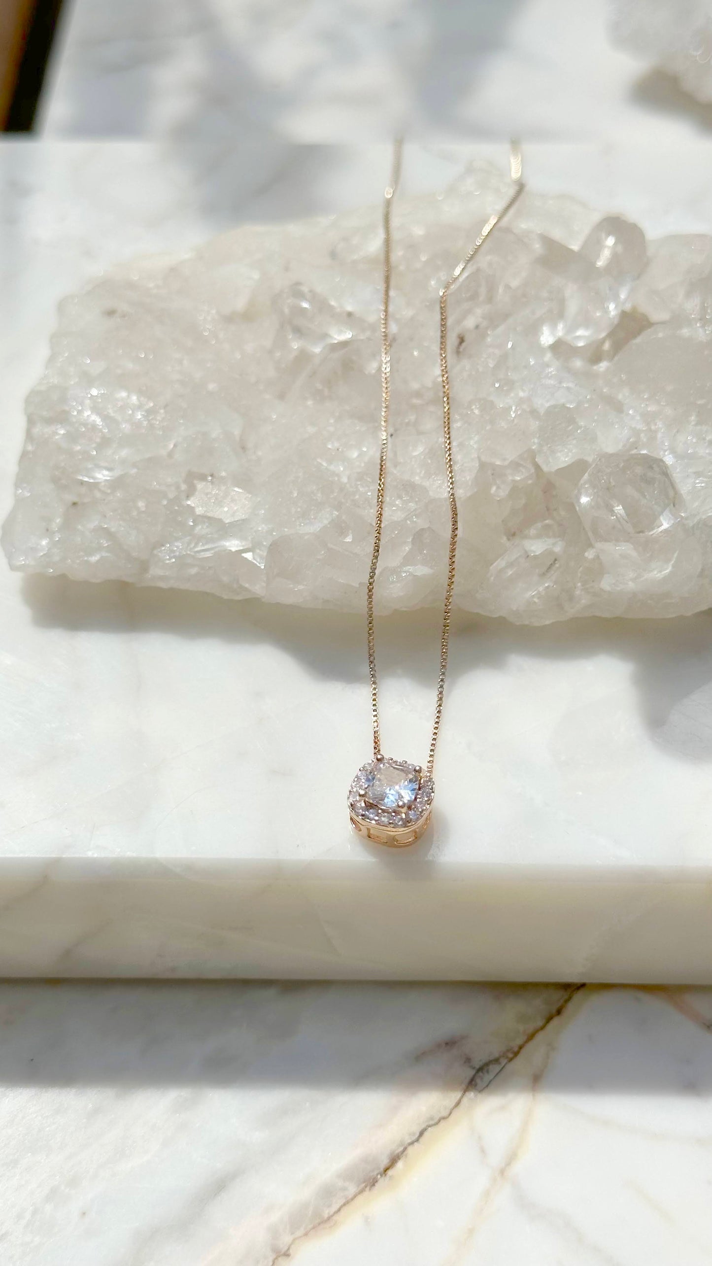 Princess set necklace and earrings 18k gold plated and zirconia