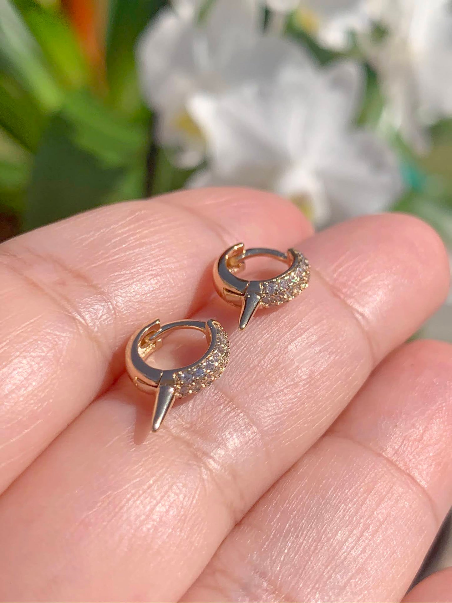 Mini spike hoop earring