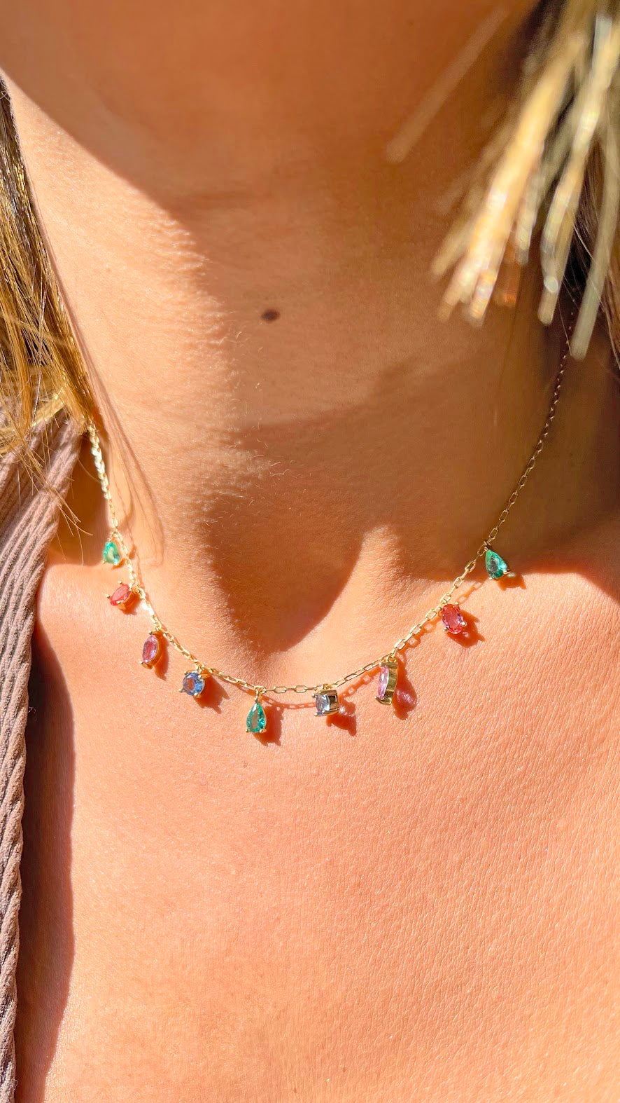 Colorful crystals pendants neckace