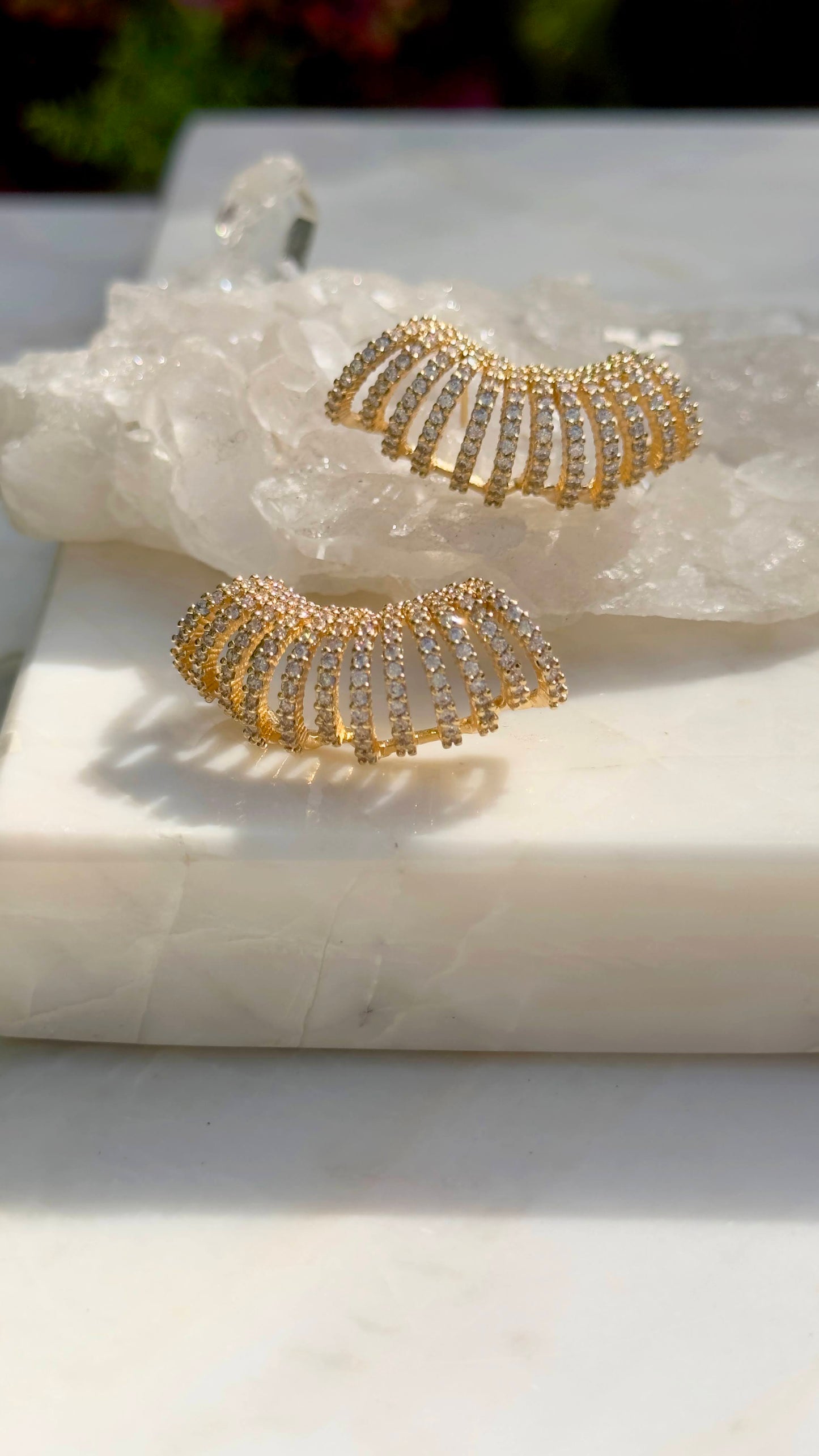 Glamurous wave in 18k gold plating