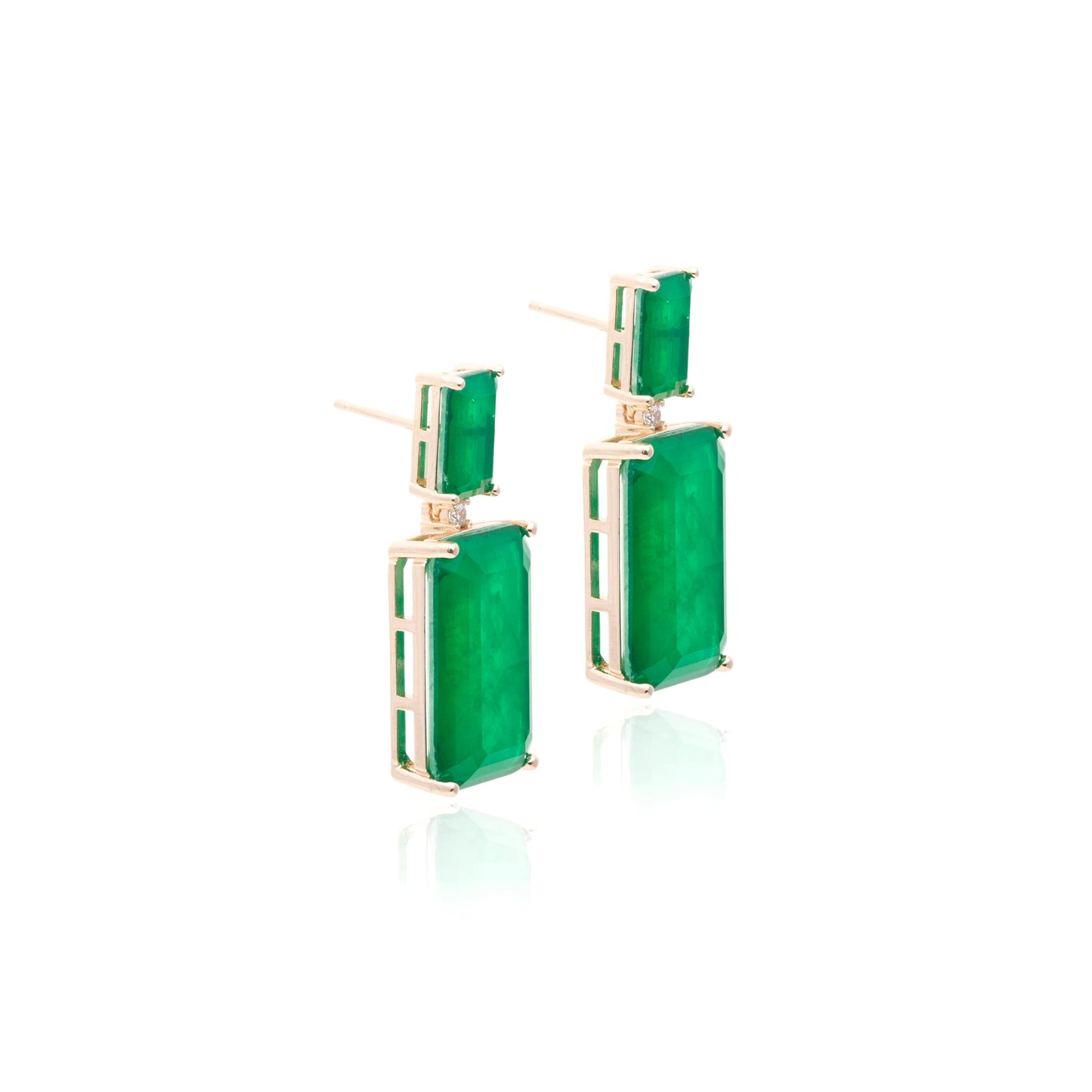 18K gold plated rectangular earring with emerald fusion