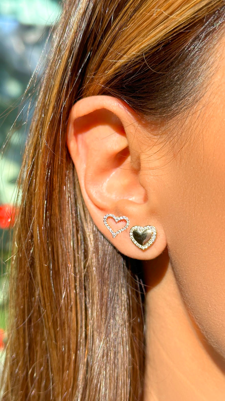Hollow cz stud heart earrings