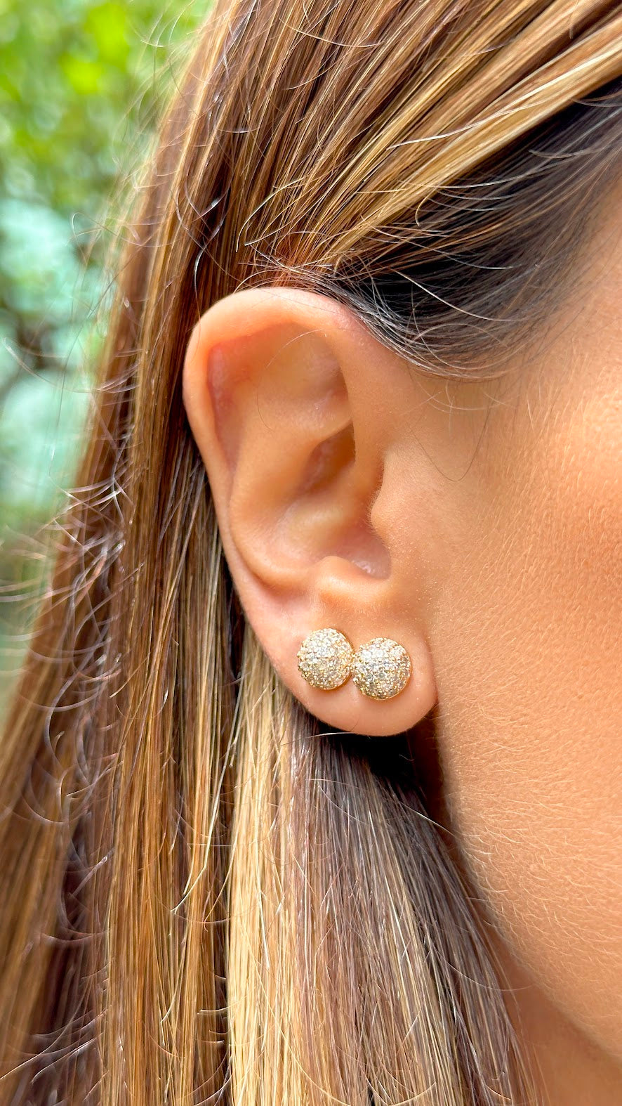 Stud half ball earrings