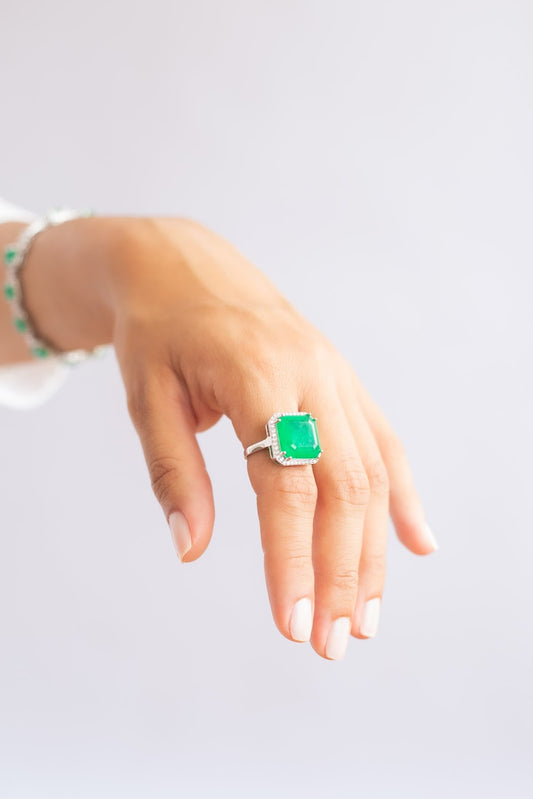 Fusion Emerald White Zirconia Embroidery Rings
