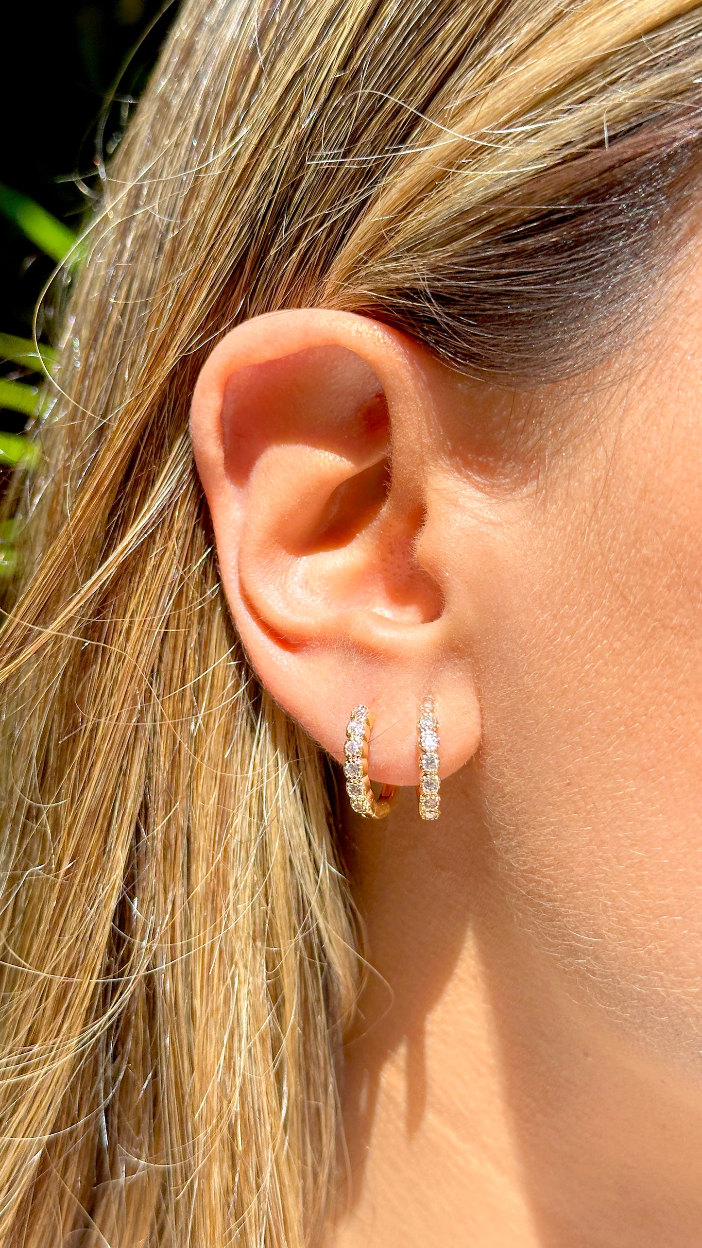 White Zirconia Hoops Earrings