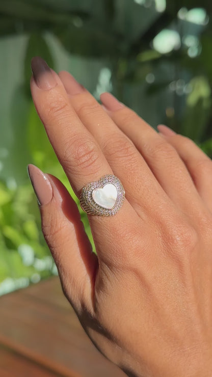 Heart Shape Ring with Mother of Pearl and White Zirconia Pinky