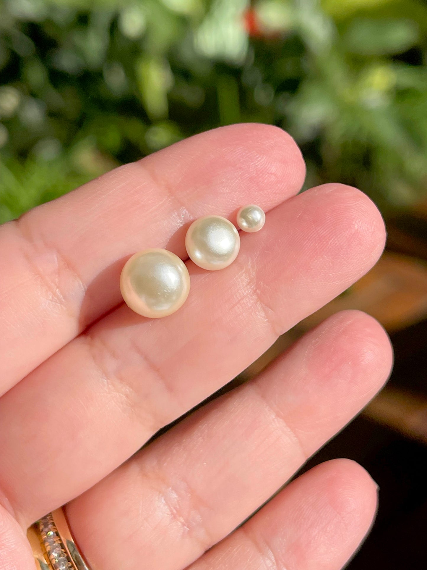 Pearl earrings in 18K gold