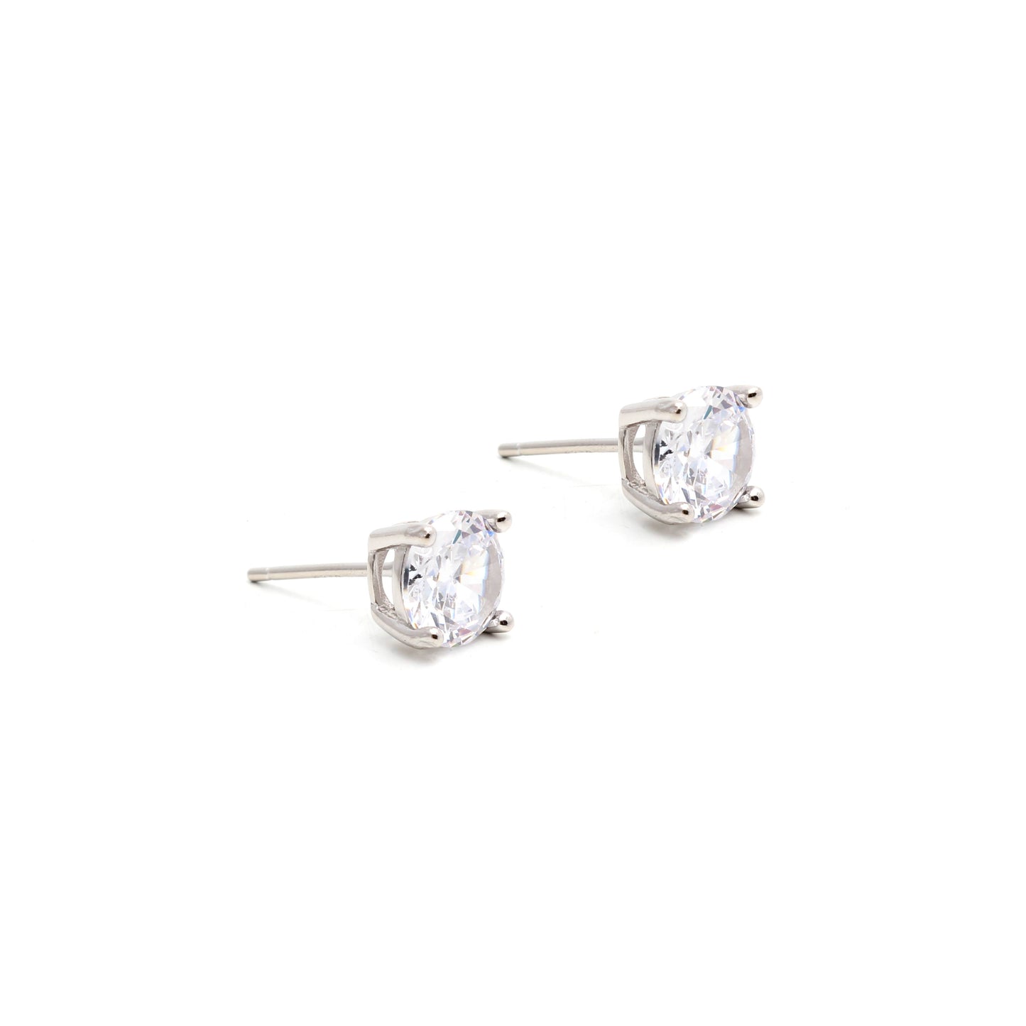 Solitaire earrings in 925 sterling silver