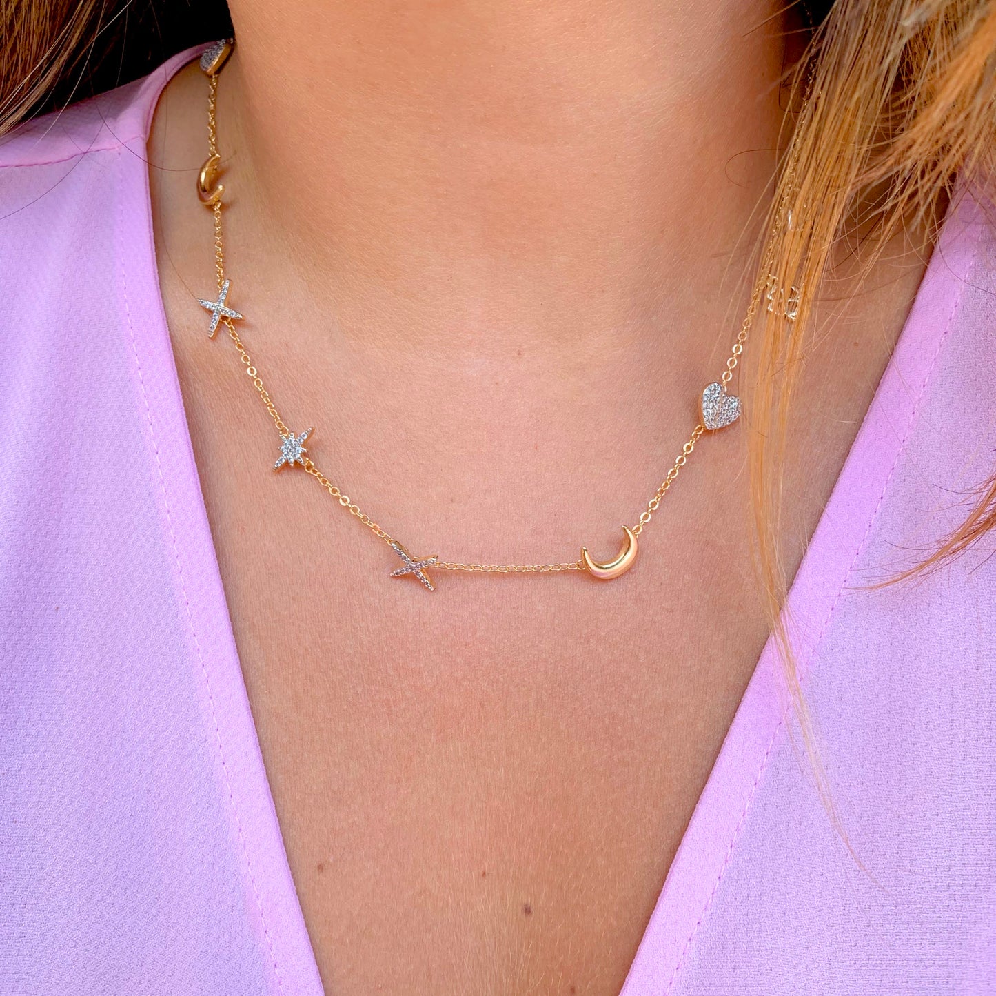 18k gold plated necklace with pendants and stud zirconia.